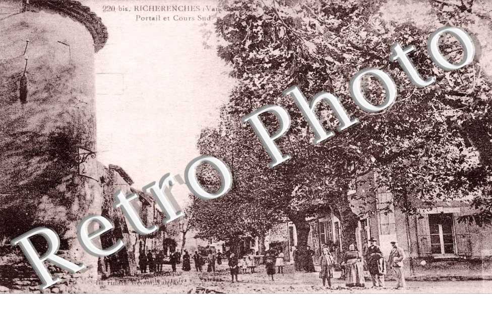 Portail et cours Sud