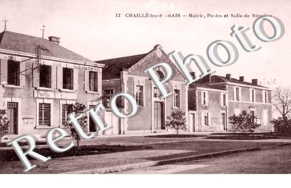 Mairie, Postes et salle de reunion
