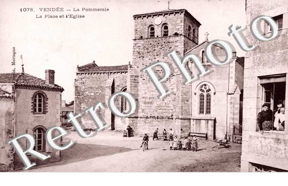 La Place et l'Eglise