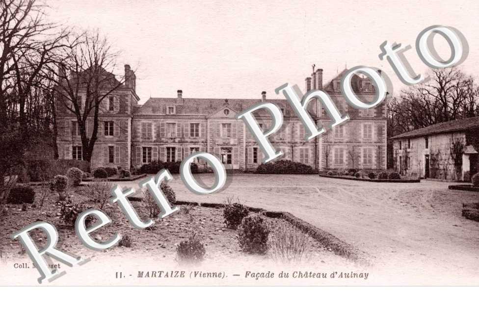 Facade du Chateau d'Aulnay