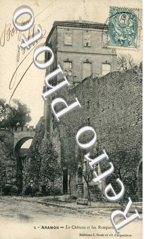 le chateau et les remparts