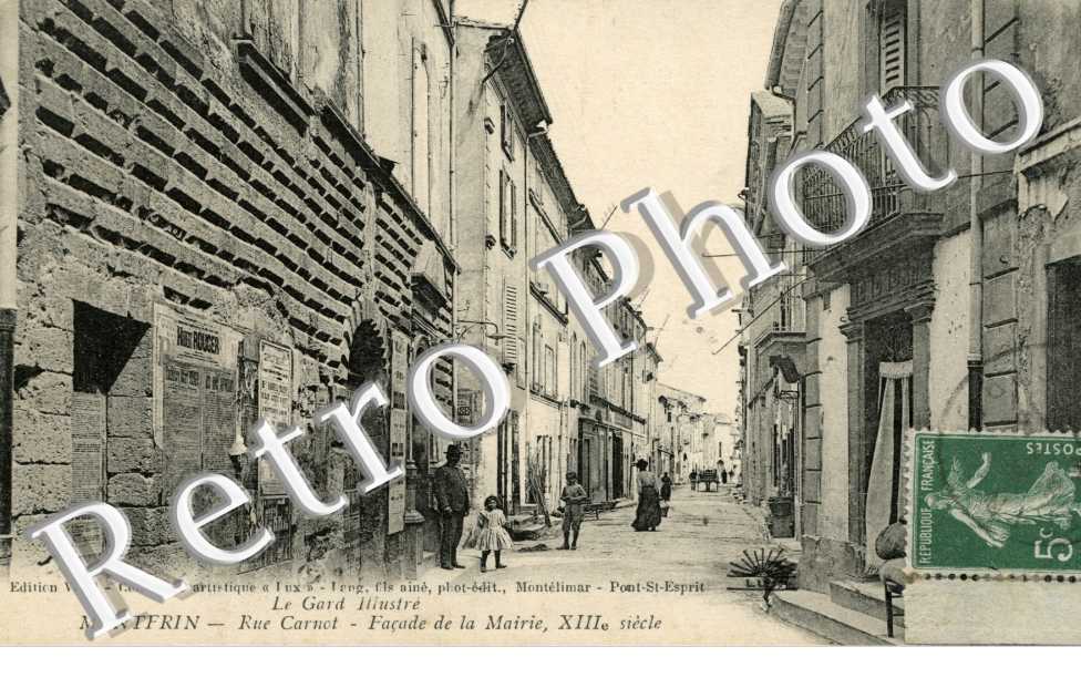 rue Carnot, facade de la mairie