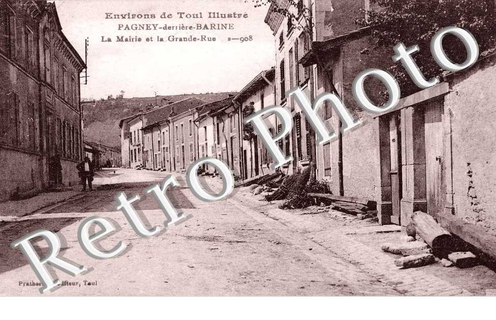 la mairie et la grande rue