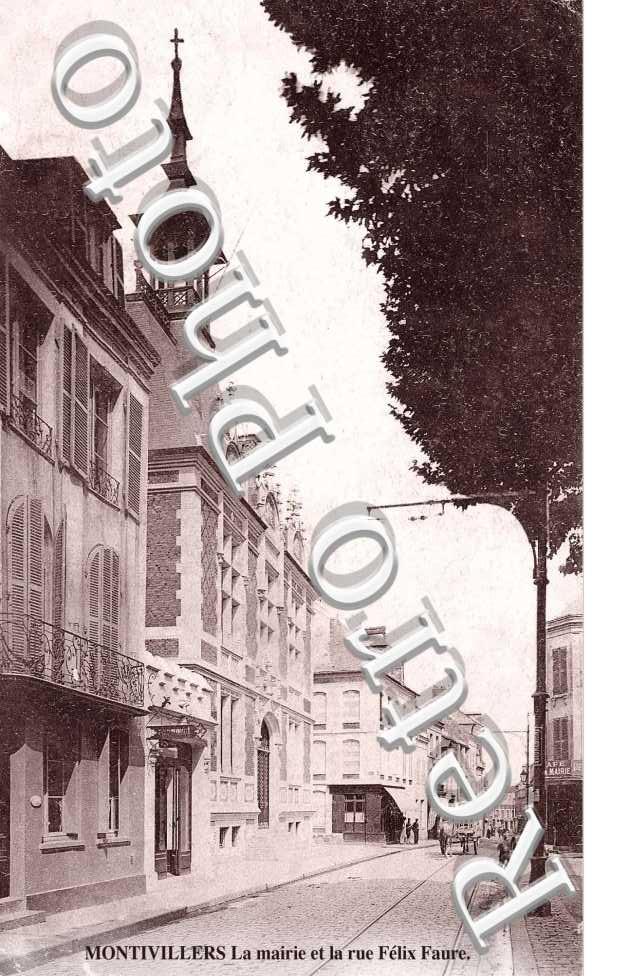 COURS SAINTE-CROIX