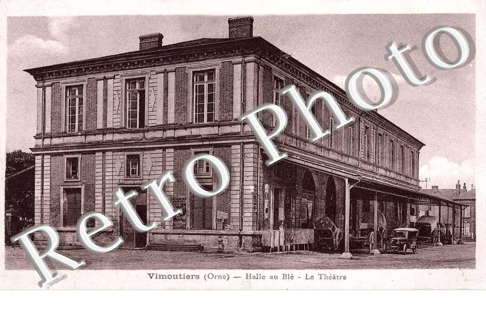 HALLE AU BLE LE THEATRE