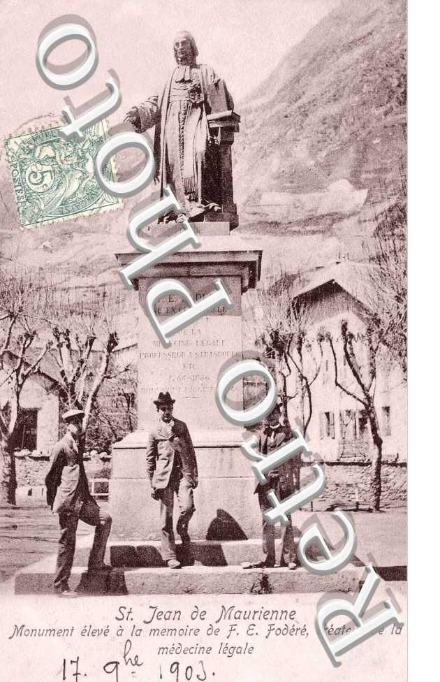 Monument eleve a la memoire de F. E. fodere createur de la medecine legale