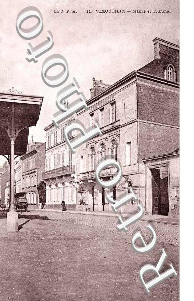 VIMOUTIERS - MAIRIE ET TRIBUNAL