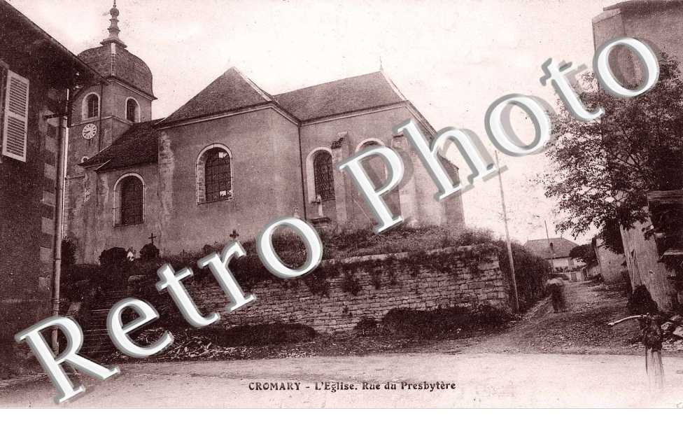 l'eglise, rue du Presbytere