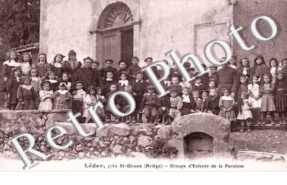 Lédar près Saint-Girons Groupe d'enfants de la paroisse