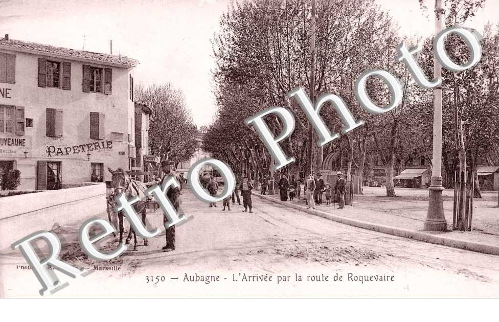 l'arrivee par la route de roquevaire