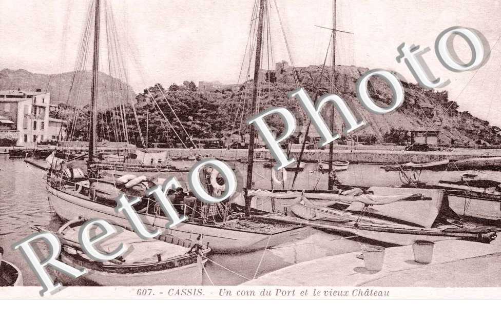 Coin du Port et le Vieux Chateau
