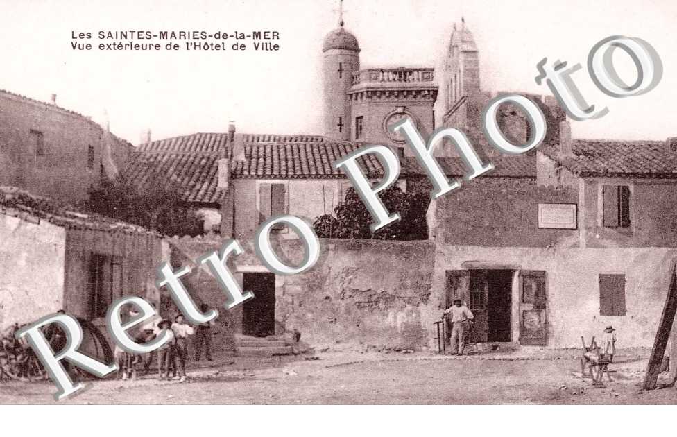Vue exterieure de l'hotel-de-ville