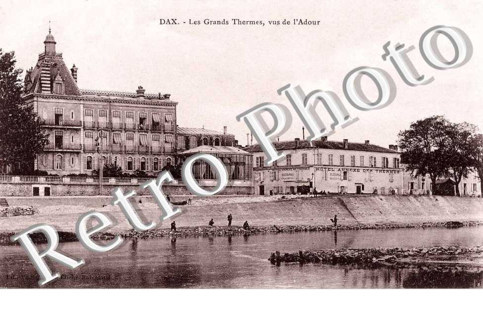 Les grands thermes, vus de l'Adour