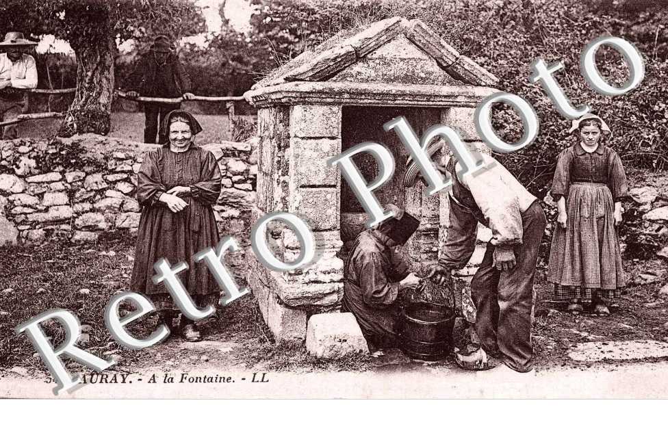 a la fontaine