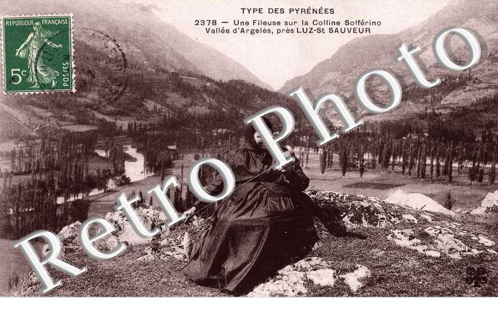 Une fileuse sur la colline Solferino - vallee d'Argeles