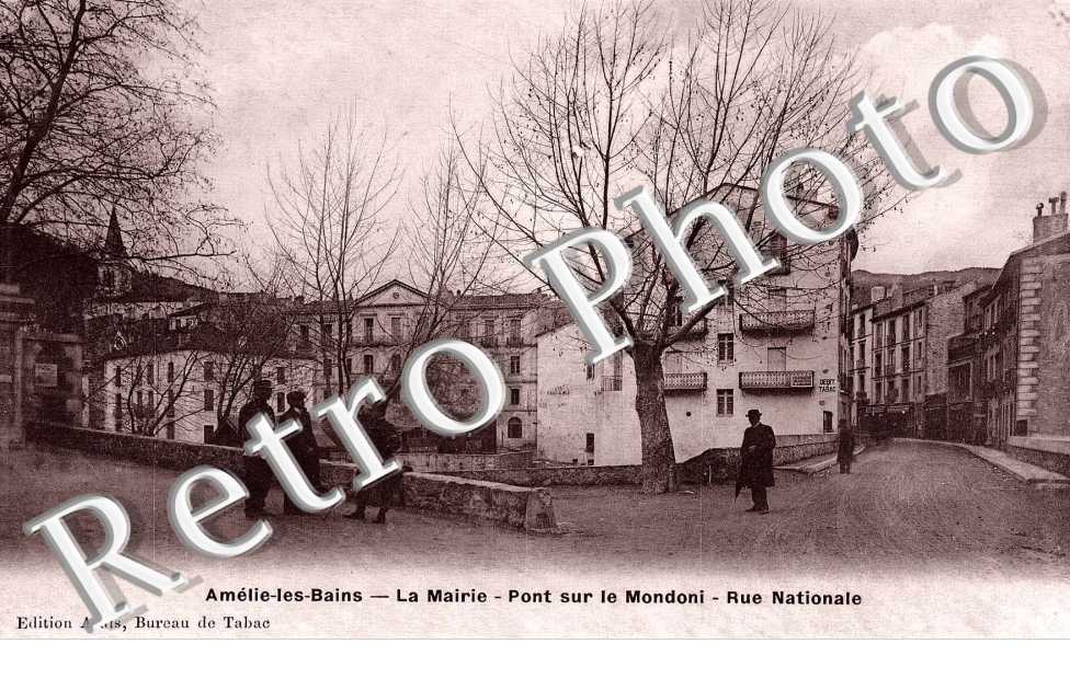 la Mairie Pont sur le Mondoni  Rue nationale
