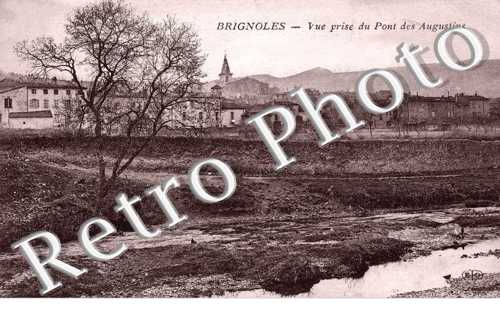 Vue prise du Pont des Augustins