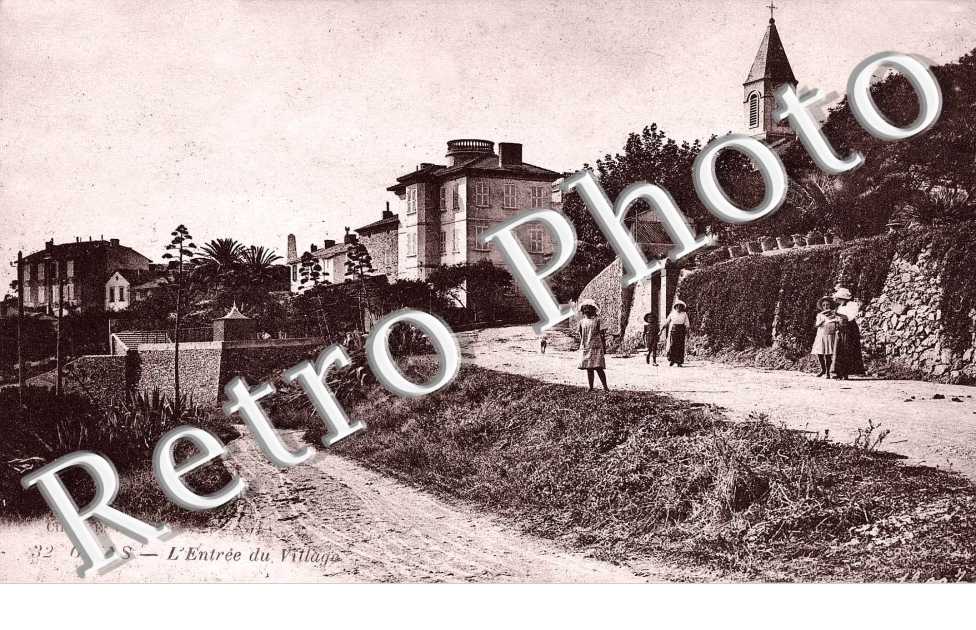 L'Entree du Village