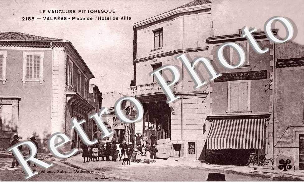 Place de l'Hotel de Ville