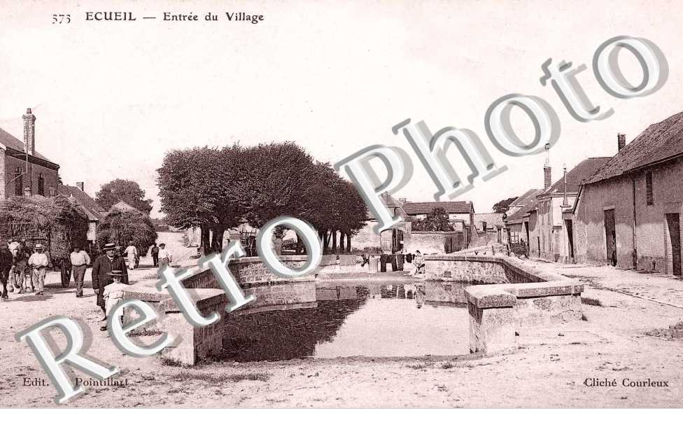 Entrée du Village