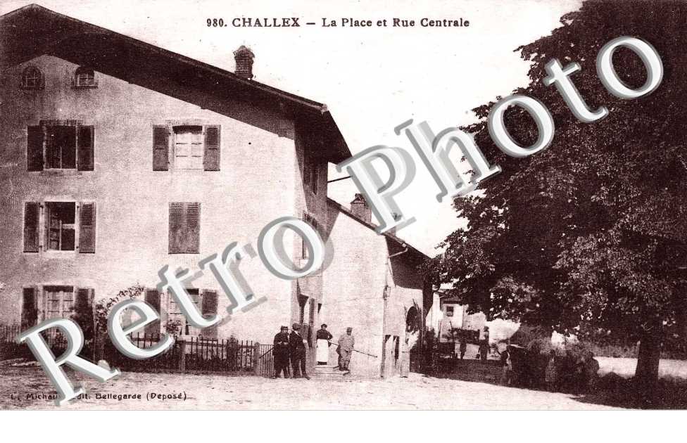 La Place et la Rue Centrale