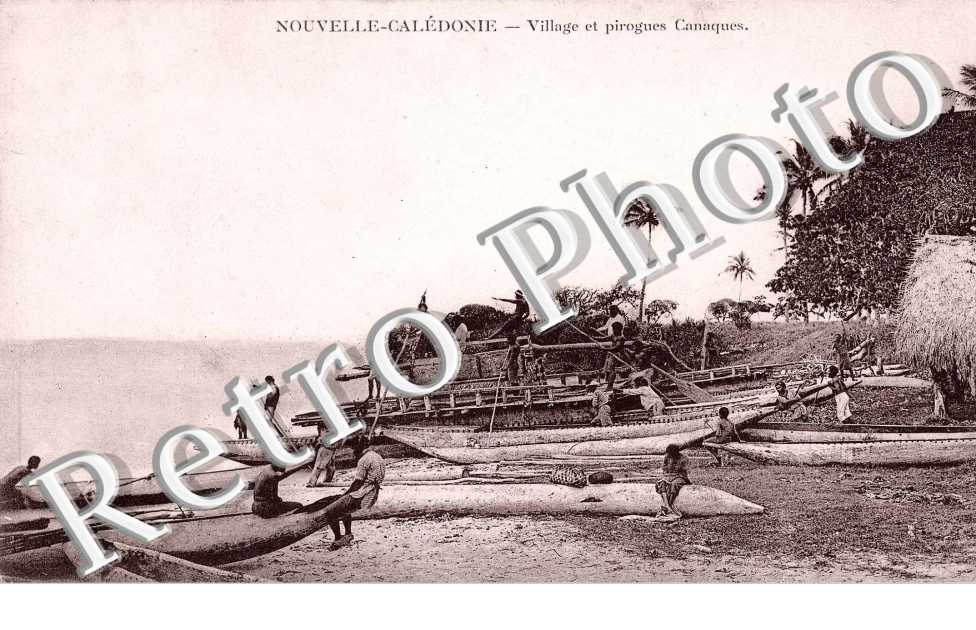 Village et pirogues Canaques