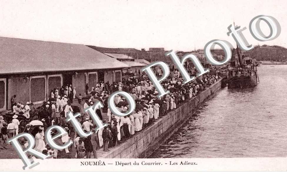 Depart du courrier Les Adieux