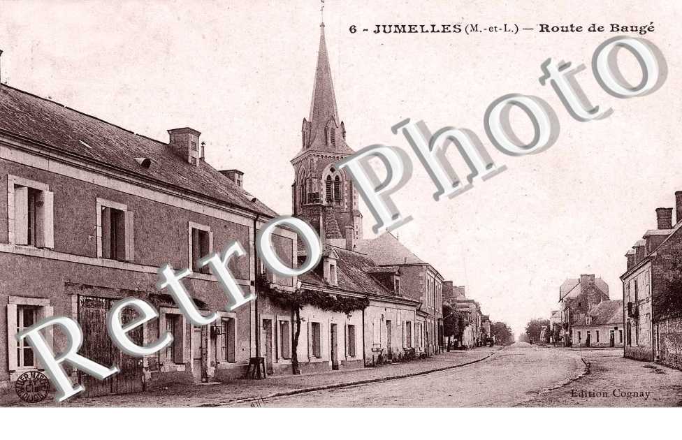 JUMELLES -  Route de Bauge