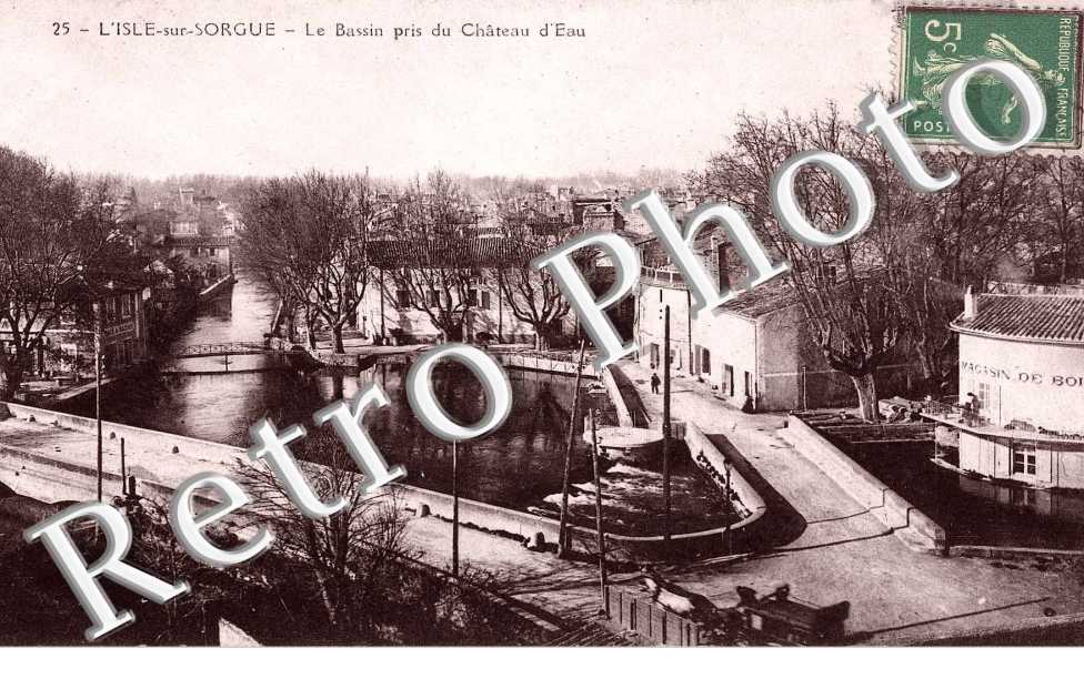 LE BASSIN PRIS DU CHATEAU D'EAU