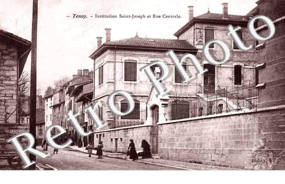 Institution Saint-Joseph et Rue Centrale
