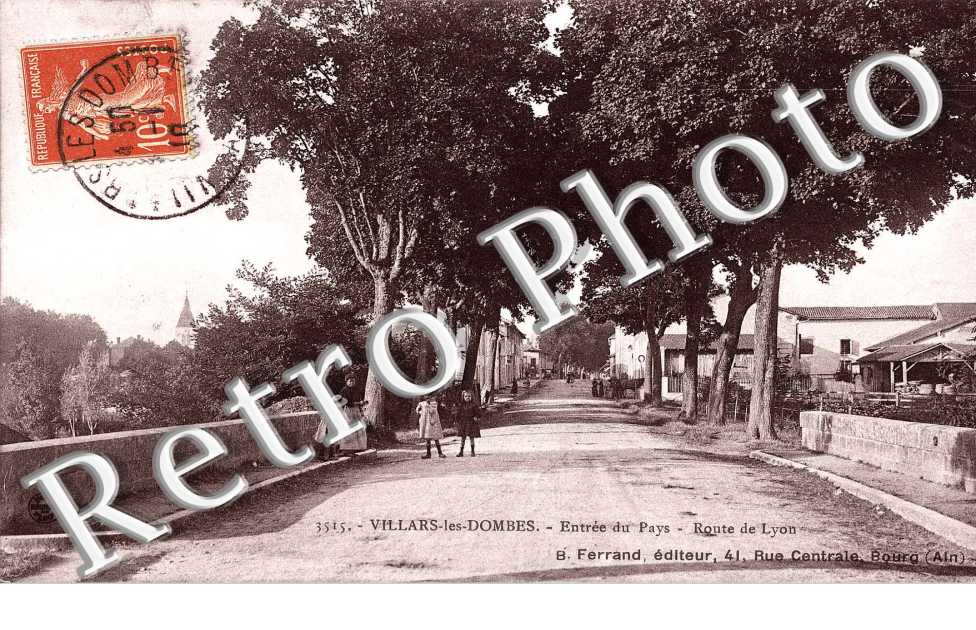 Entree du pays - route de Lyon