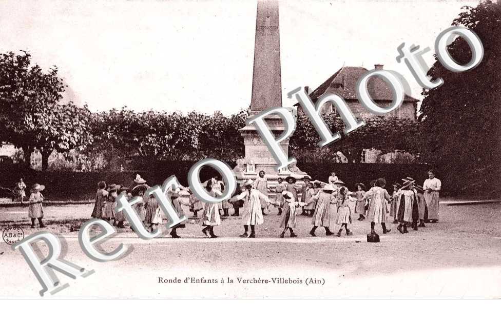 Ronde d'enfants a la Verchere-Villebois