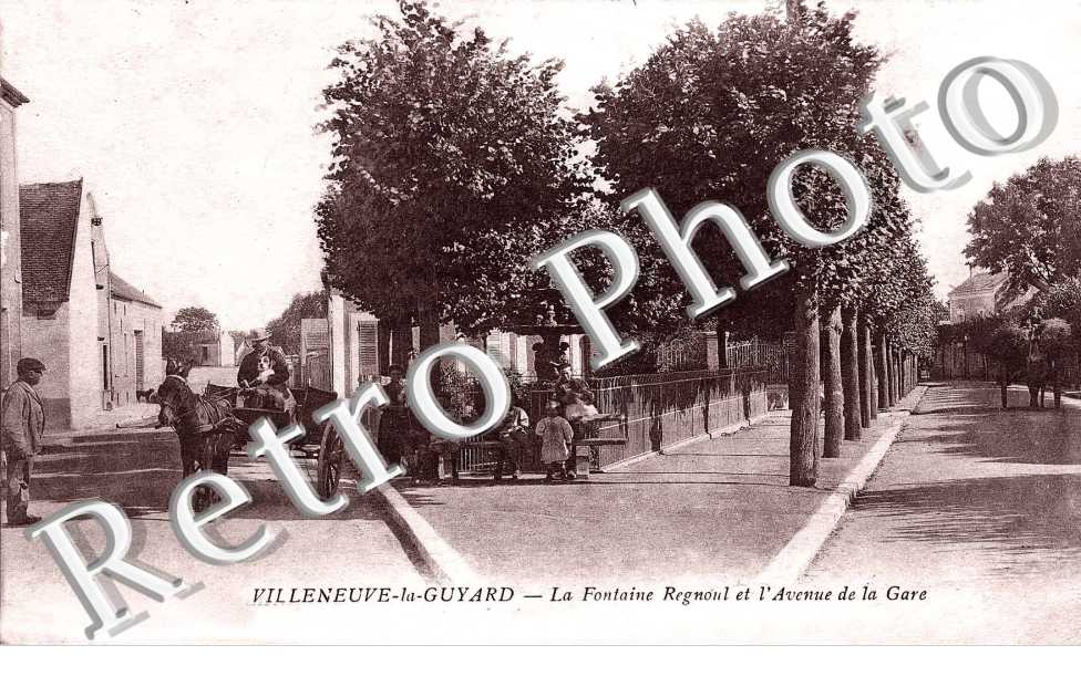 La fontaine Regnoul et l'Avenue de la gare