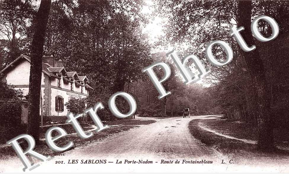 La porte Nadon - Route de Fontainebleau