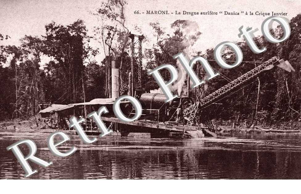 La Drague aurifere Danica a la Crique Janvier