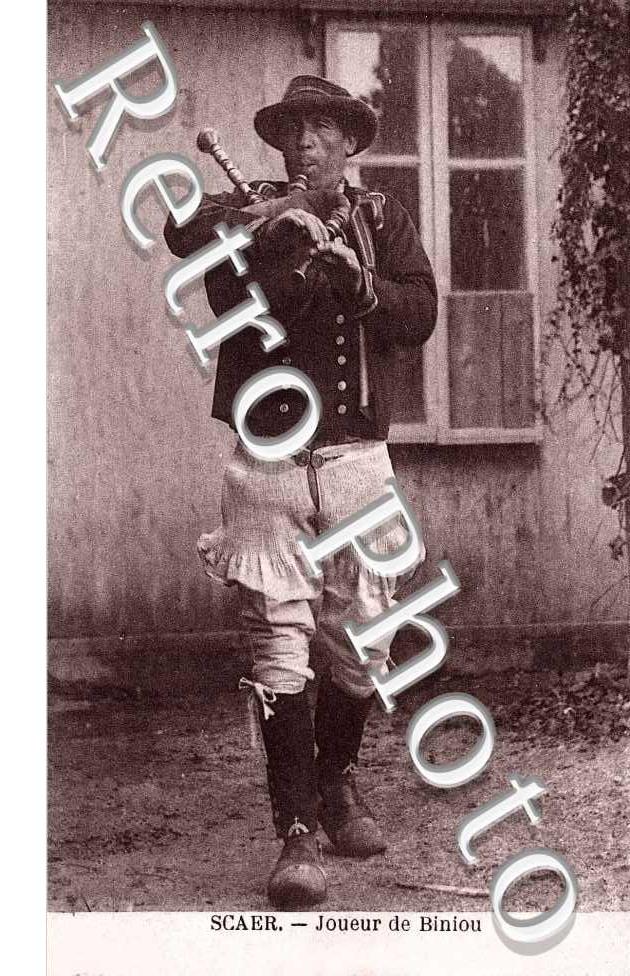 joueur de Biniou (MUSIQUE)