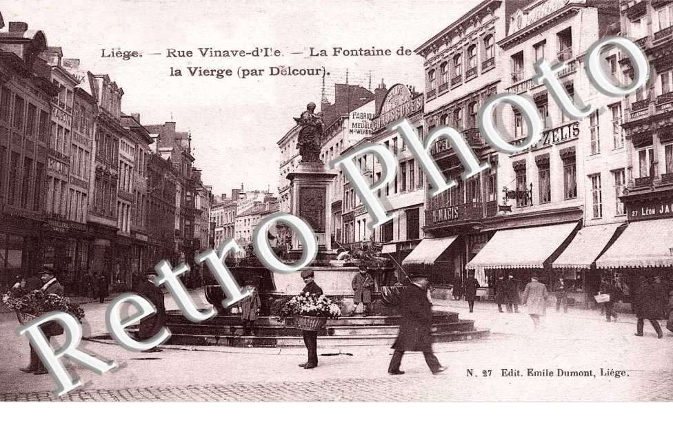 Rue Vinave-d'Ile - La Fontaine - La Vierge