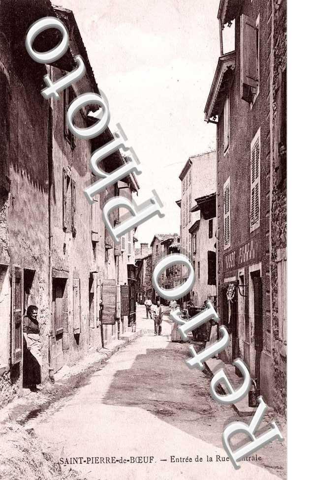 entree de la rue centrale