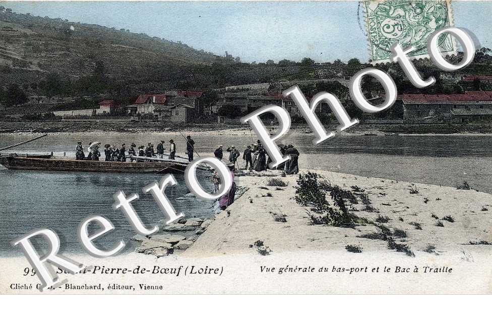 vue generale du bas port et le bac a traille (couleur)