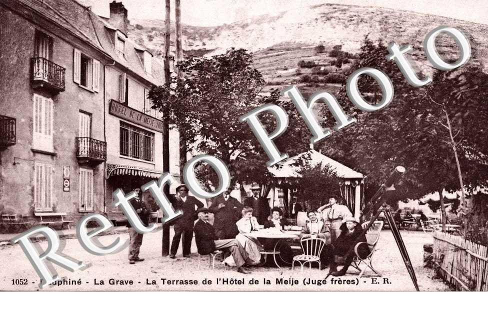 LA TERRASSE DE L HOTEL