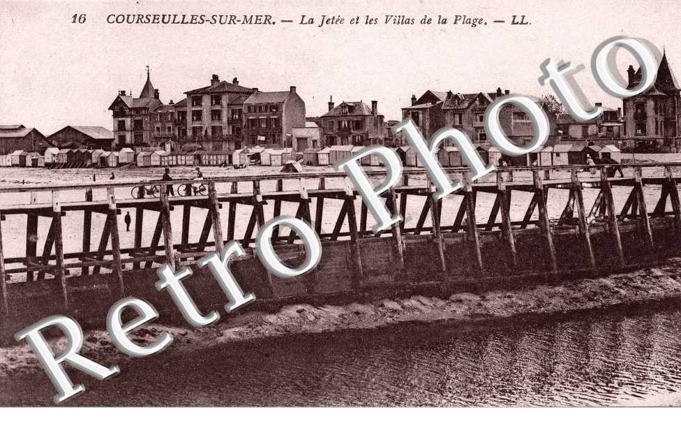 la jetee et les villas de la plage