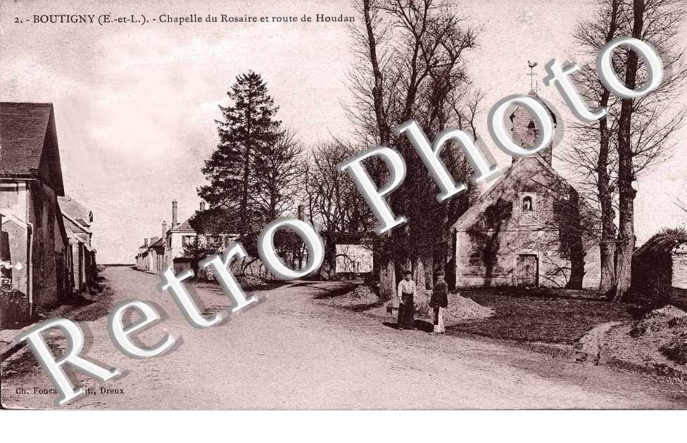 Chapelle du Rosaire et route de Houdan