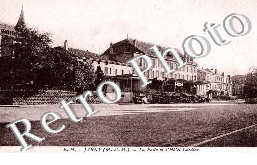 la poste et l'hotel Cordier