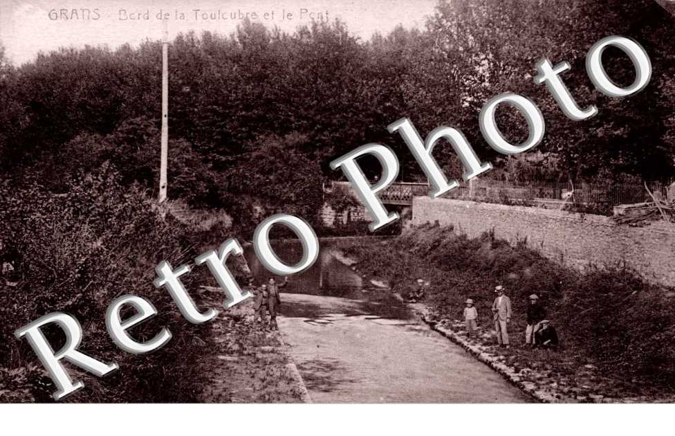 Bord de la Touloubre et le pont