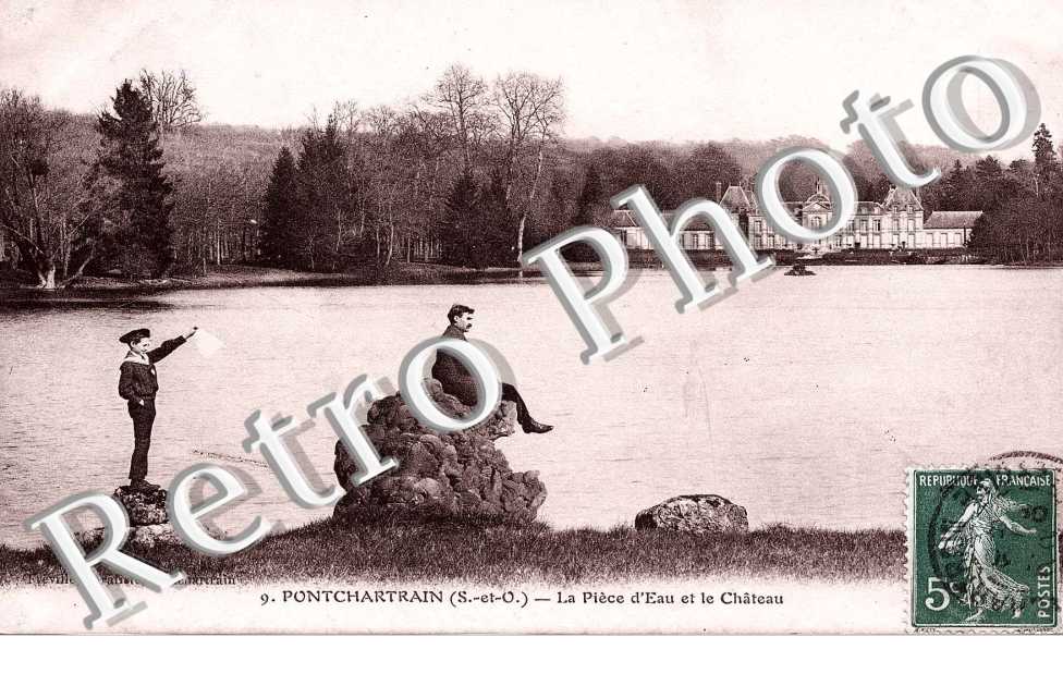 Pontchartrain -    La piece d'eau et le chateau