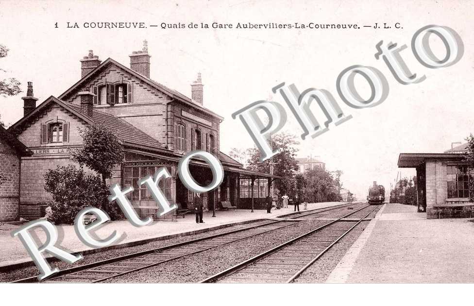 Quais de la gare Aubervilliers-Courneuve
