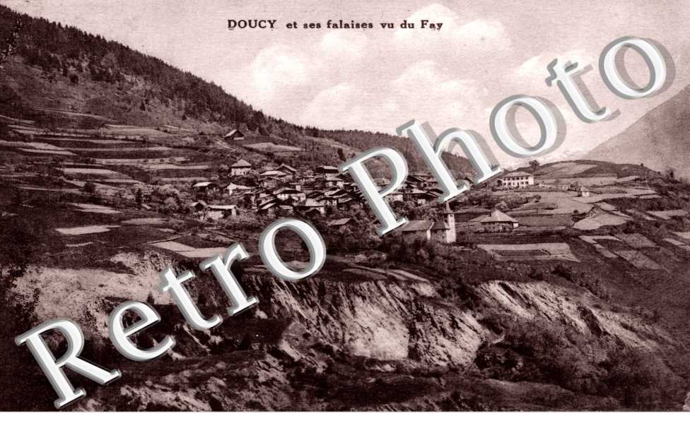 Doucy et ses falaises vu du Fay