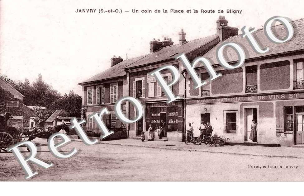 UN COIN DE LA PLACE