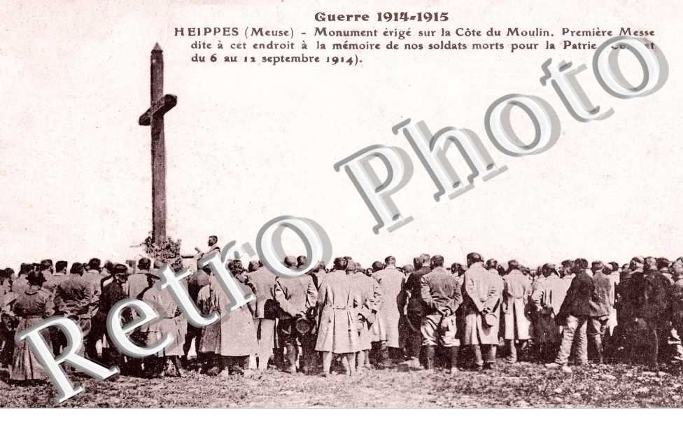 Monument erige sur la Cote du Moulin - Premiere messe dite a cet endroit a la memoire de morts pour la Patrie