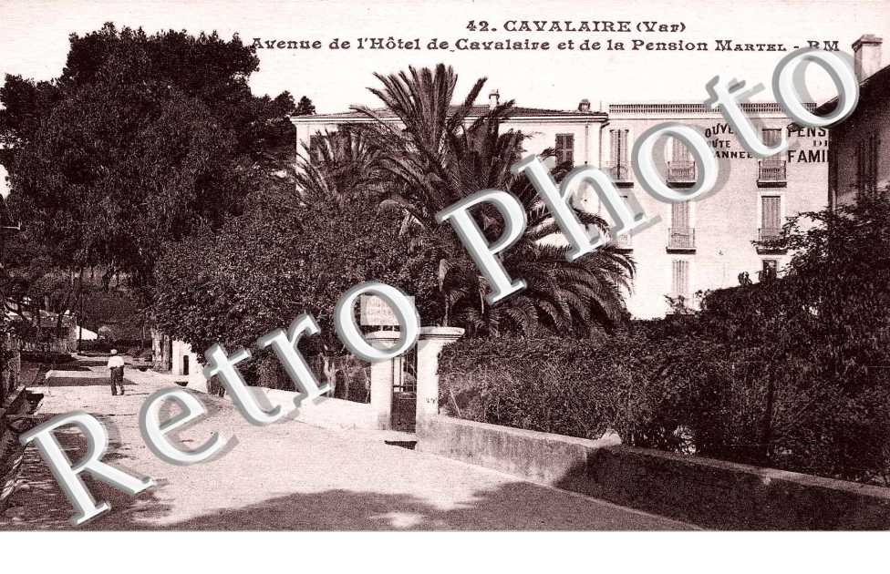 avenue de l' hotel  et de la pension Martel
